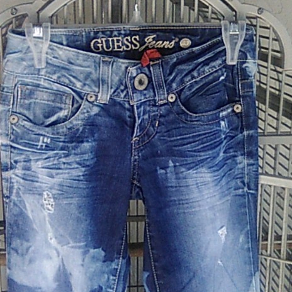 Womens size 23 GUESS jeans LOS ANGELES - Picture 3 of 4